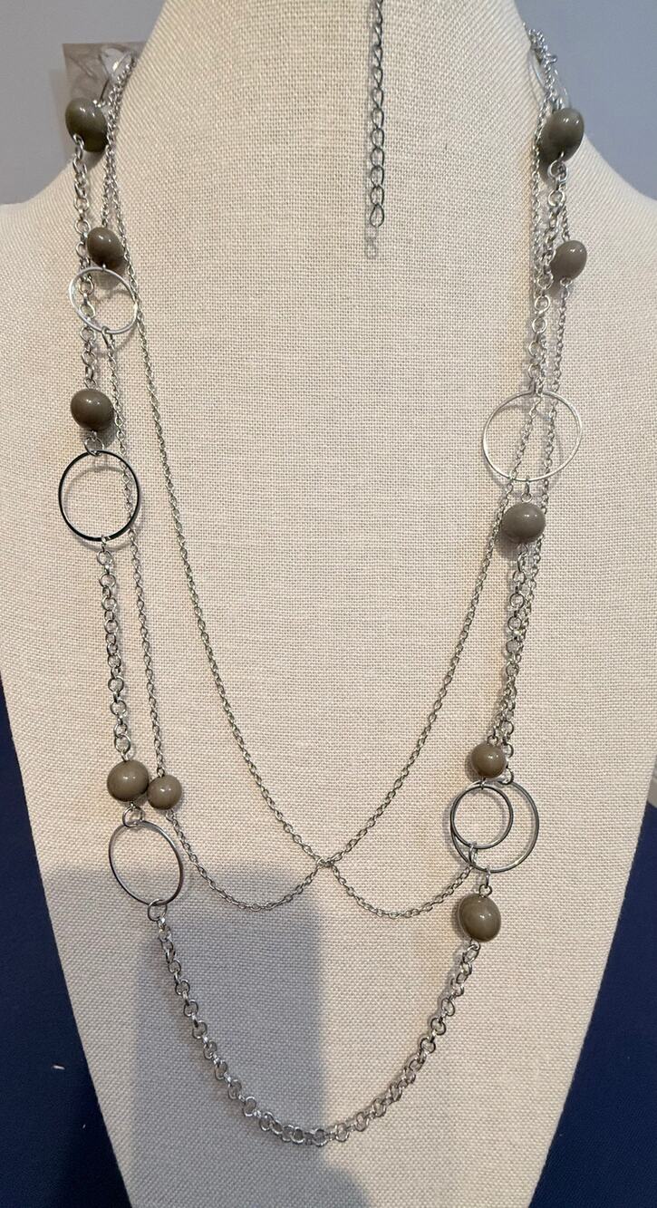 Vintage NOS Olive Green Acrylic Layered Necklace 32”